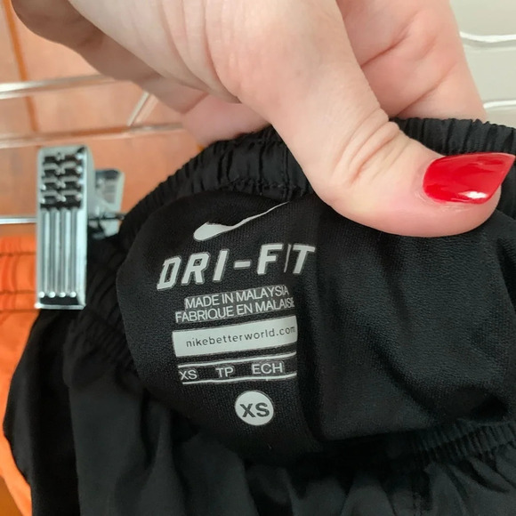 Nike Dry-Fit Shorts - Picture 4 of 5